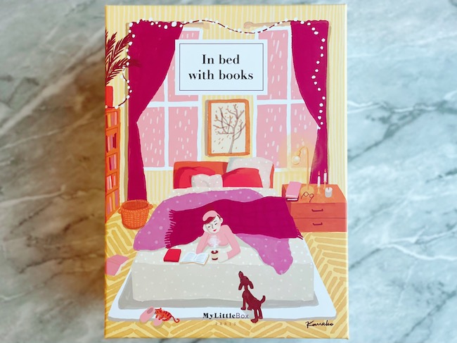 2021年10月「My Little Box」In bed with books