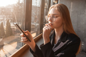 【お悩み】キラキラしているSNSを見て落ち込んでしまう…